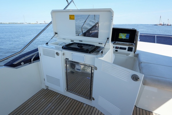 59ft Prestige Yacht For Sale
