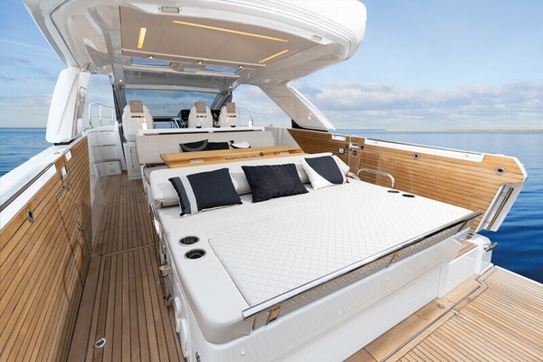 43ft Jeanneau Yacht For Sale
