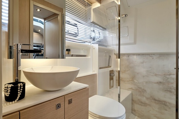 43ft Jeanneau Yacht For Sale