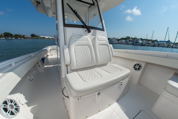 Our Trade 31ft Regulator Yacht For Sale