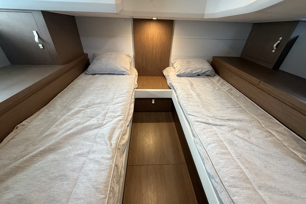 Haya Royal 40ft Beneteau Yacht For Sale