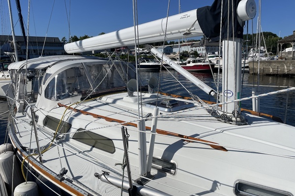 EPIPHANY 36ft Sabre Yacht For Sale