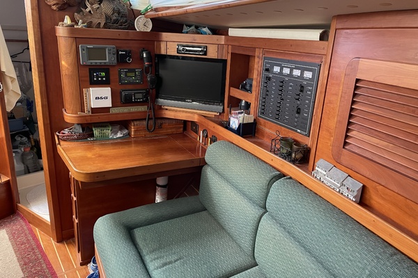 EPIPHANY 36ft Sabre Yacht For Sale
