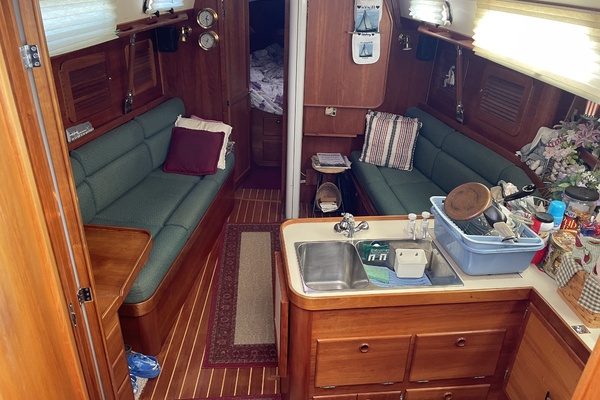 EPIPHANY 36ft Sabre Yacht For Sale