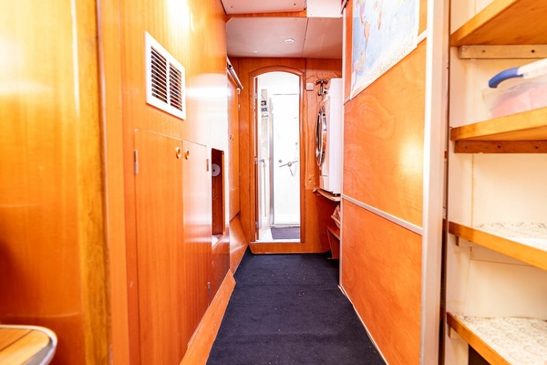 2001Lagoon 41 ft 410