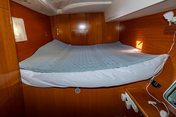 2001Lagoon 41 ft 410