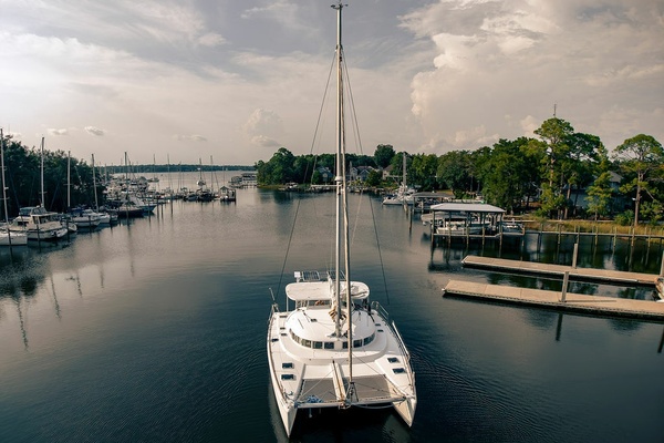 2001Lagoon 41 ft 410