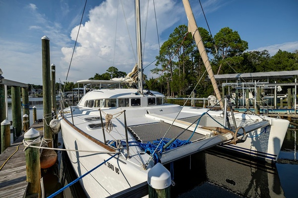2001Lagoon 41 ft 410