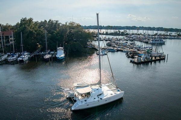 2001Lagoon 41 ft 410