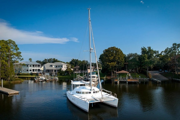2001Lagoon 41 ft 410