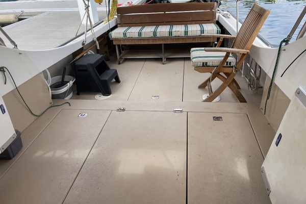 CELESTIA H 28ft Ellis Yacht For Sale