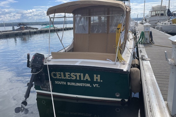 CELESTIA H 28ft Ellis Yacht For Sale