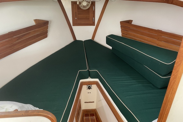 CELESTIA H 28ft Ellis Yacht For Sale