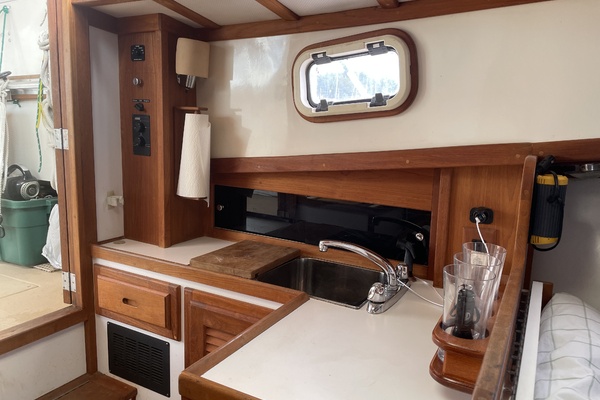 CELESTIA H 28ft Ellis Yacht For Sale