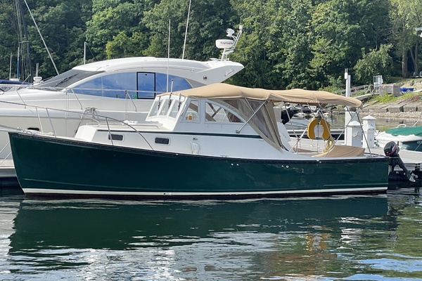 CELESTIA H 28ft Ellis Yacht For Sale