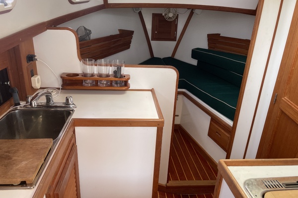 CELESTIA H 28ft Ellis Yacht For Sale