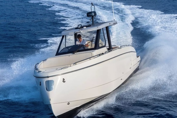 35ft Beneteau Yacht For Sale