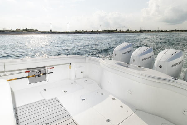 42ft Yellowfin Yacht For Sale
