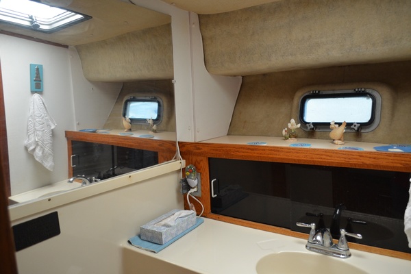 Weather or Knot 34ft Silverton Yacht For Sale