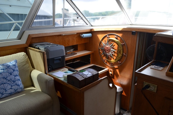Weather or Knot 34ft Silverton Yacht For Sale