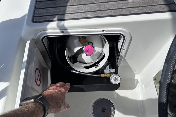 34ft Jeanneau Yacht For Sale