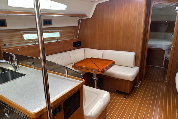 42ft Catalina Yacht For Sale