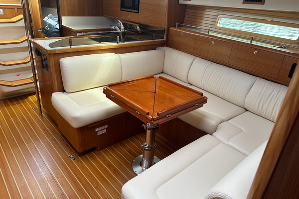 42ft Catalina Yacht For Sale