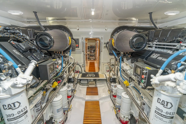 Marlow Explorer 70E-CB Yacht For Sale
