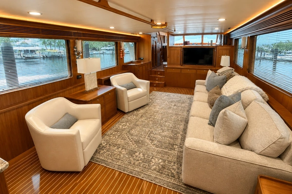 Marlow Explorer 70E-CB Yacht For Sale