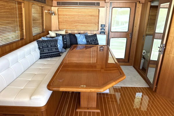 Marlow Explorer 70E-CB Yacht For Sale