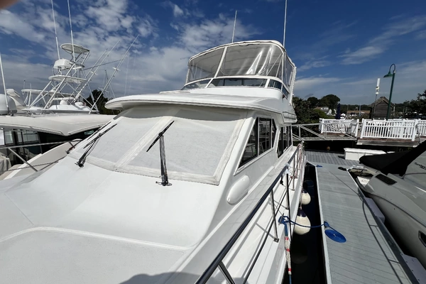 Navigator 4400 Yacht For Sale