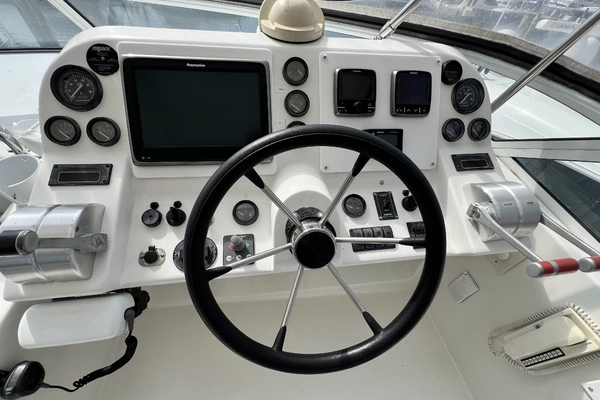 Navigator 4400 Yacht For Sale