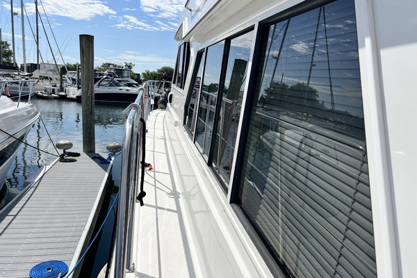 44ft Navigator Yacht For Sale