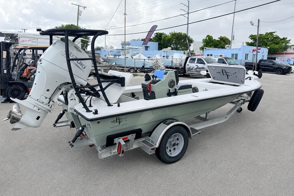 17ft Beavertail Yacht For Sale