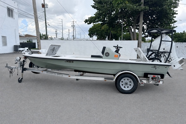 17ft Beavertail Yacht For Sale
