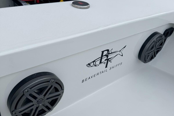 17ft Beavertail Yacht For Sale