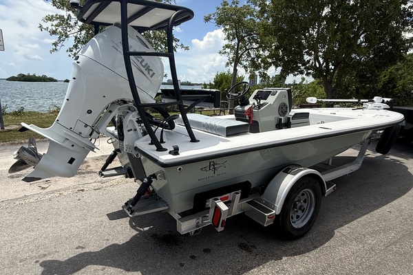 17ft Beavertail Yacht For Sale