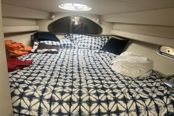 Sunset Chaser 33ft Cruisers Yacht For Sale