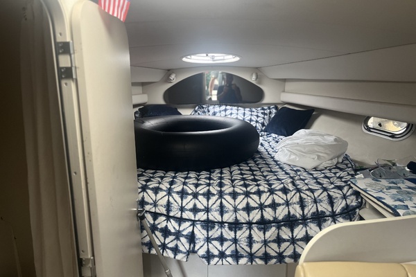 Sunset Chaser 33ft Cruisers Yacht For Sale