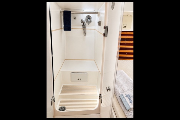 Ramble On 44ft Reliance Yacht For Sale