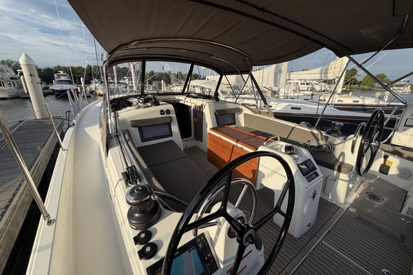 Jeanneau Sun Odyssey 410 Yacht For Sale