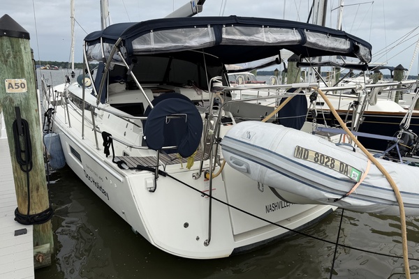 Doc Holiday 49ft Jeanneau Yacht For Sale
