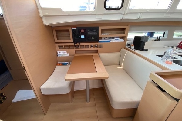 Doc Holiday 49ft Jeanneau Yacht For Sale