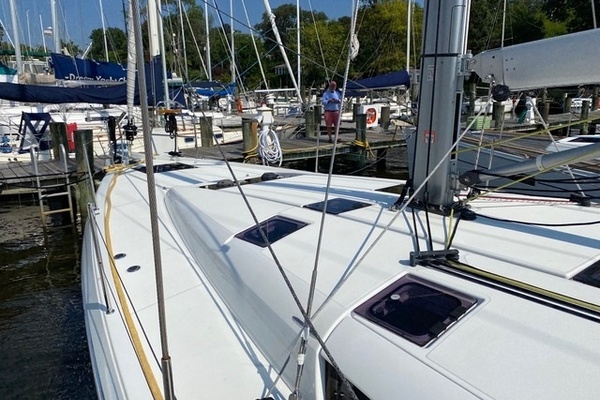 Doc Holiday 49ft Jeanneau Yacht For Sale