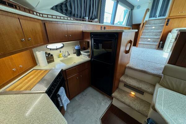 Susan II 40ft Carver Yacht For Sale