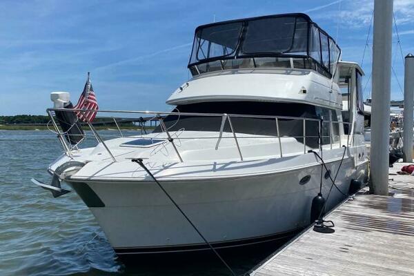 Susan II 40ft Carver Yacht For Sale