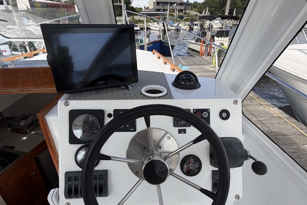 Renegade 26ft Webbers Cove Yacht For Sale