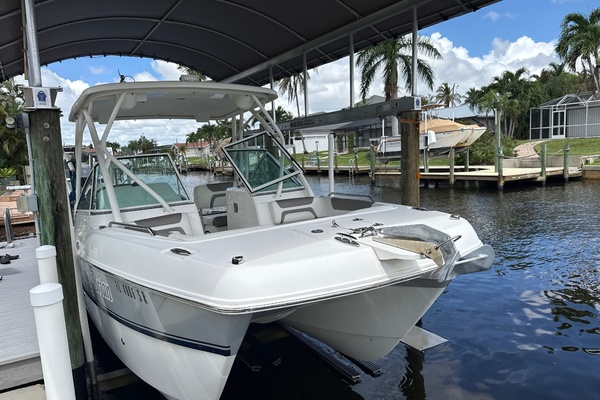 Spirit of Brian 23ft World Cat Yacht For Sale