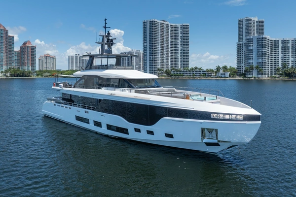 116-ft-Azimut-2026-Grande 36 Metri EVO-Dream New York City New York United States  yacht for sale