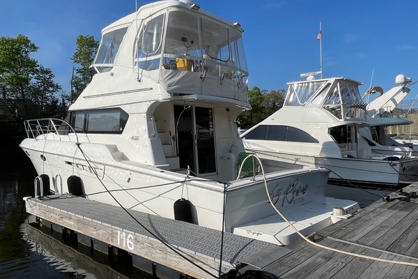 65 Roses 42ft Silverton Yacht For Sale